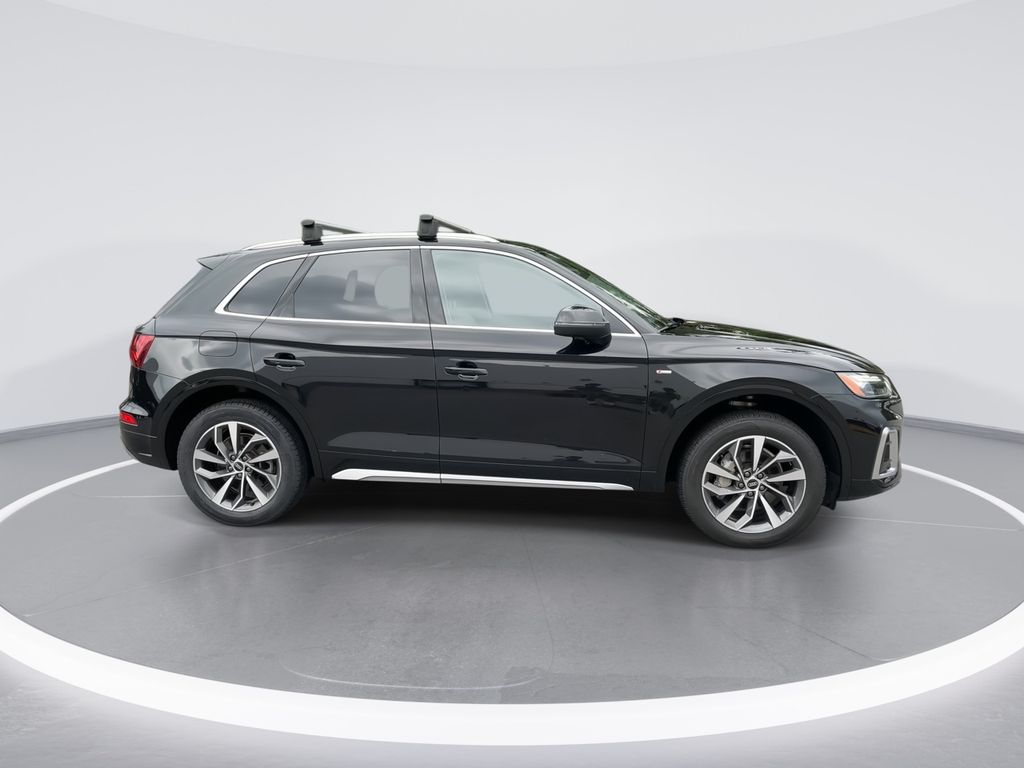 Thumbnail: 2022 Audi Q5 - 9