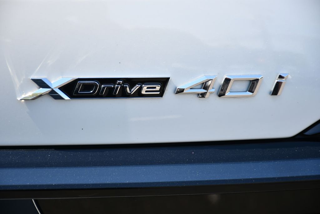 Thumbnail: 2025 BMW X7 - 14