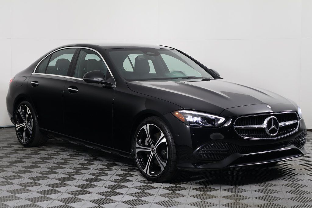 Thumbnail: 2025 Mercedes-Benz C-Class - 3