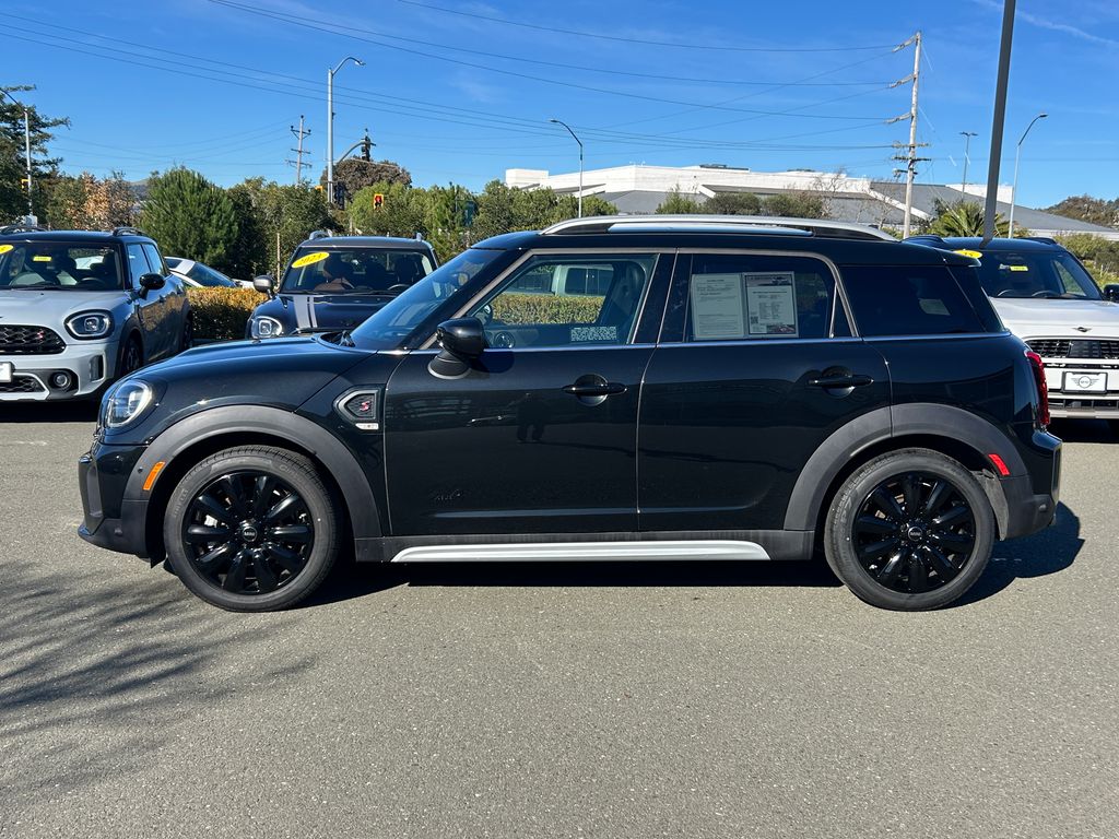 Thumbnail: 2023 MINI Cooper Countryman - 2