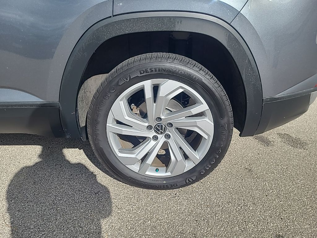 used 2020 Volkswagen Atlas Cross Sport car, priced at $19,448