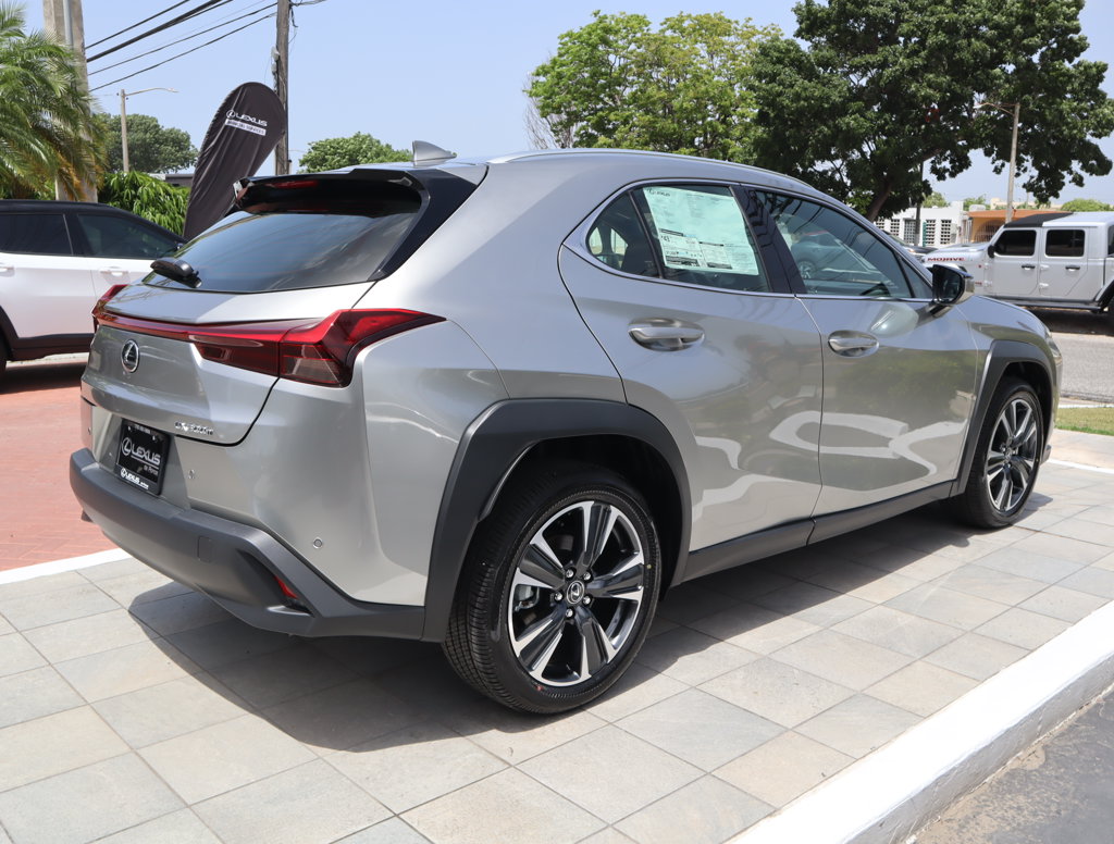 Thumbnail: 2026 Lexus UX - 5