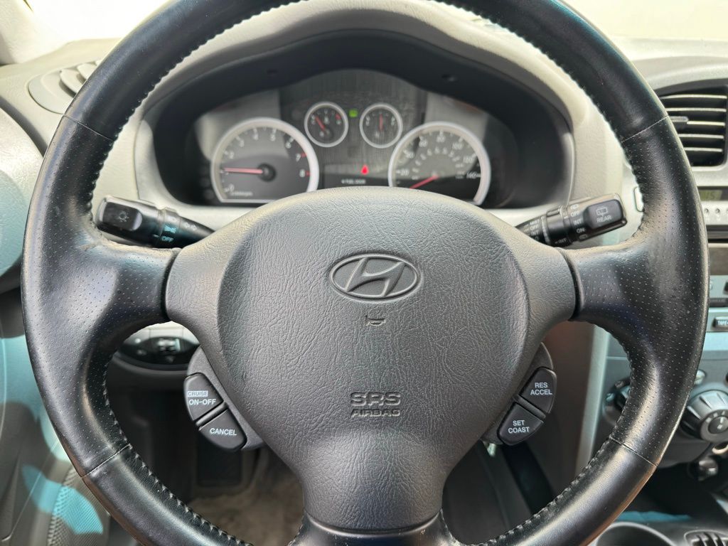 Used Car 2005 Hyundai Santa Fe  Gls For Sale Under $10,000 In Georgetown, Texas