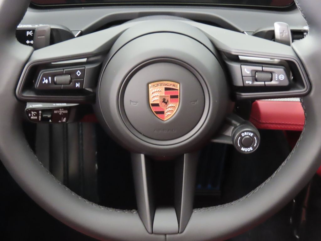 Thumbnail: 2026 Porsche Panamera - 18