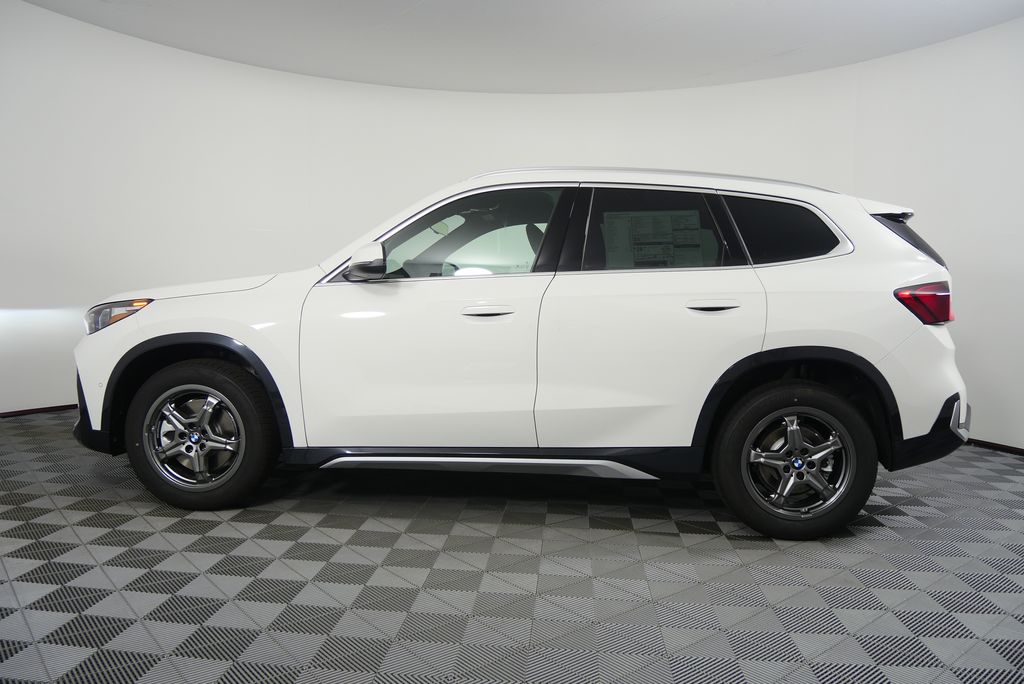 Thumbnail: 2026 BMW X1 - 6