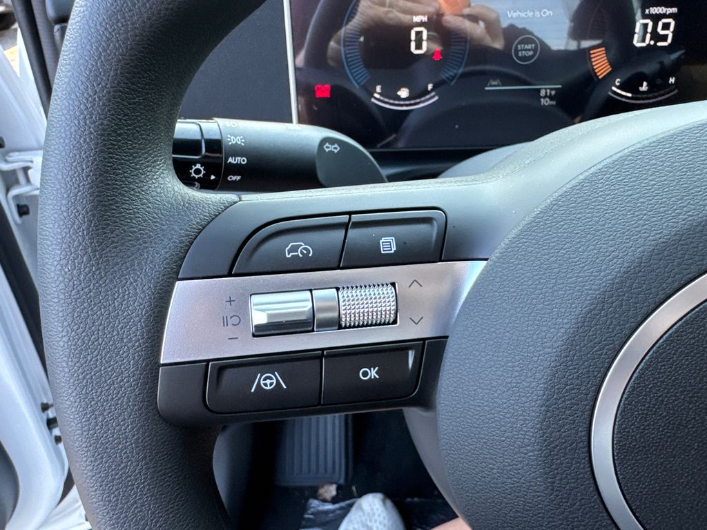 2026 Hyundai Santa Cruz SE photo 14