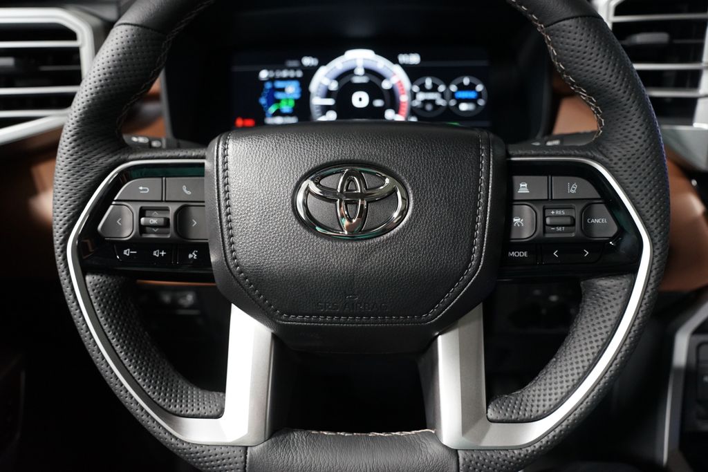 Thumbnail: 2025 Toyota Tundra - 13