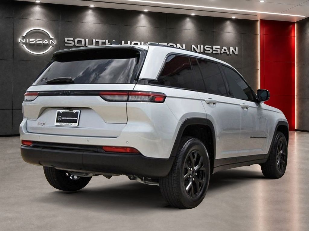 2025 Jeep Grand Cherokee Altitude X - 3