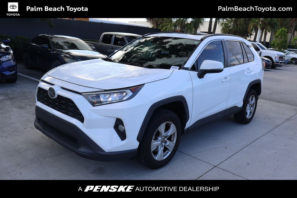 Thumbnail: 2020 Toyota RAV4 - 1