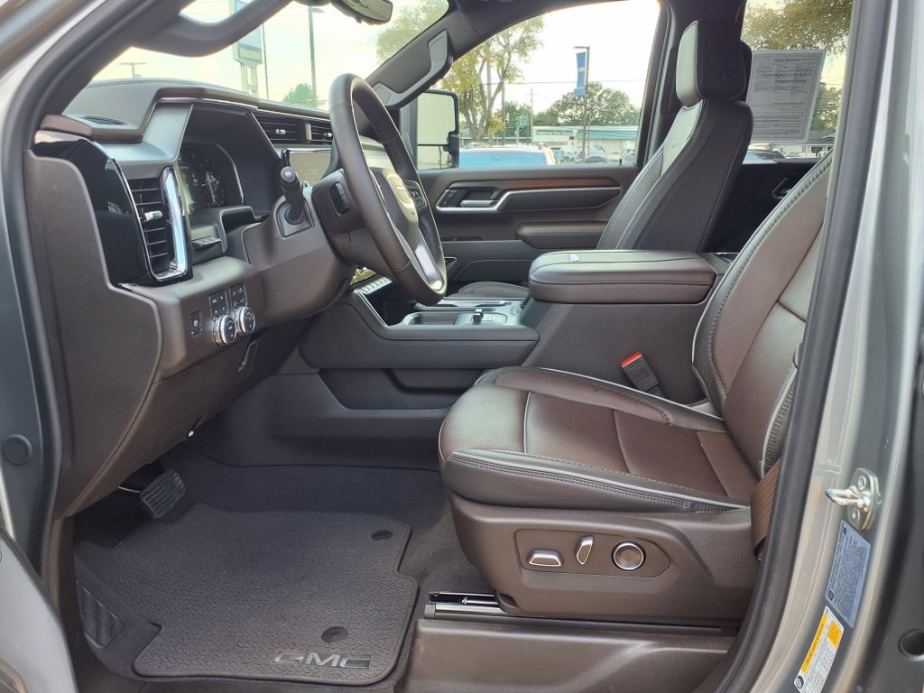 Used 2026 Silver GMC Denali image 15