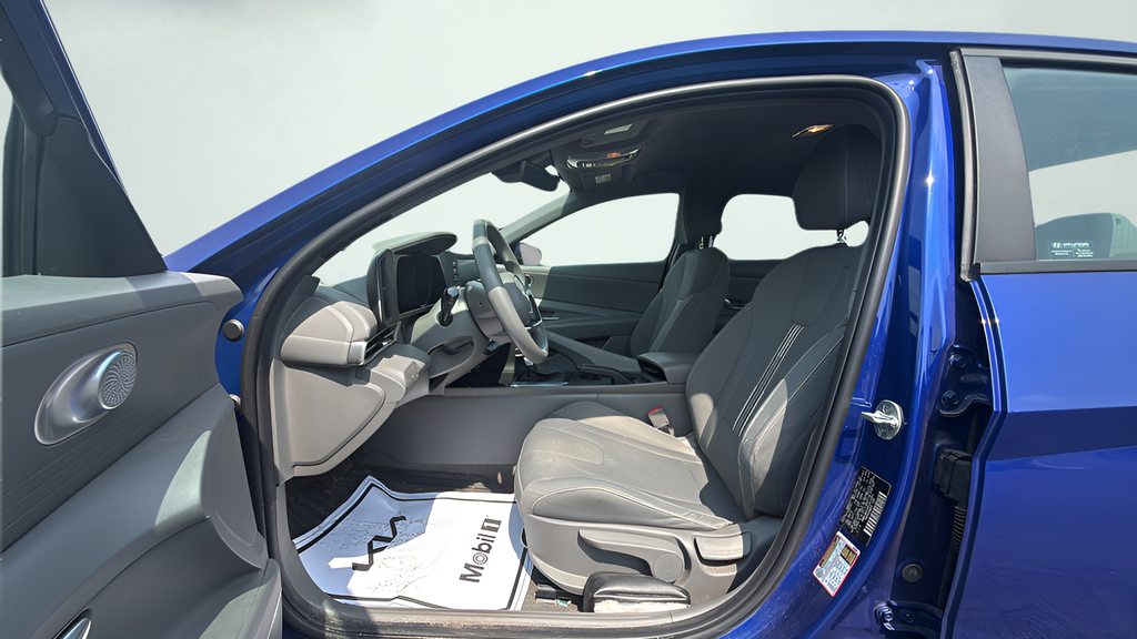 Used 2023 Hyundai Elantra Sedan