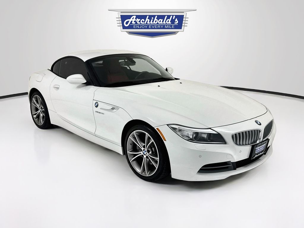 Alpine White 2016 BMW Z4 Convertible Rear-Wheel Drive 7-Speed Manual