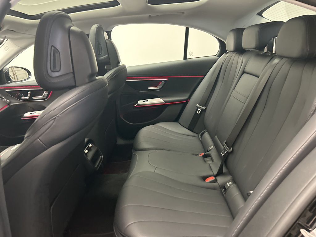 Thumbnail: 2025 Mercedes-Benz E-Class - 23