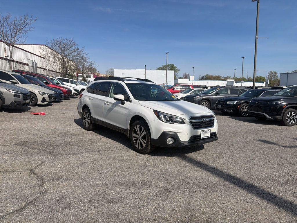 Crystal White Pearl 2019 Subaru Outback 2.5i Limited AWD Wagon All-Wheel Drive Continuously Variable Transmission