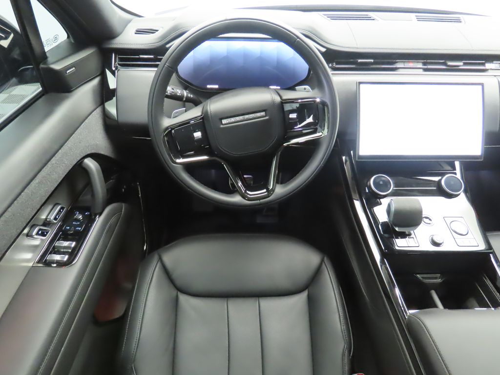 Thumbnail: 2023 Land Rover Range Rover Sport - 10