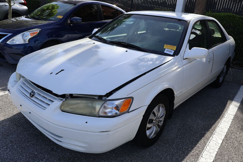 Used 1998 Toyota Camry LE with VIN JT2BG22K8W0196446 for sale in Austin, TX