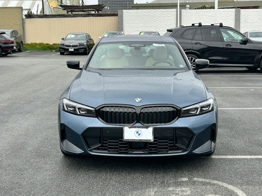 Thumbnail: 2026 BMW 3 Series - 8