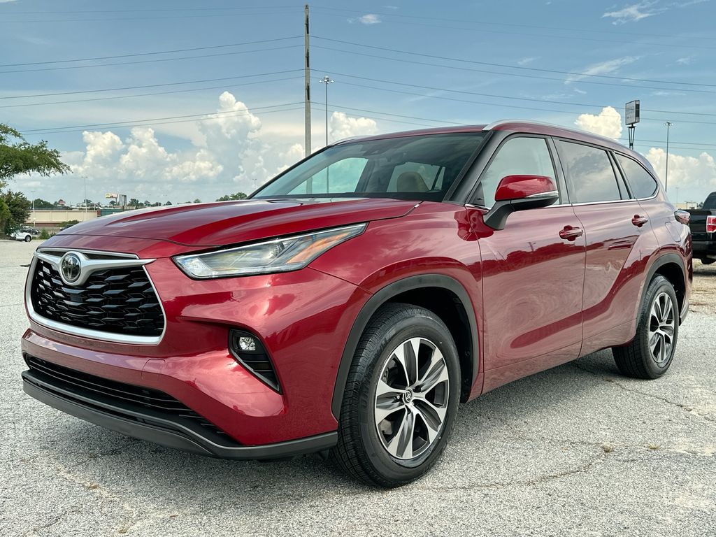 2022 Toyota Highlander XLE