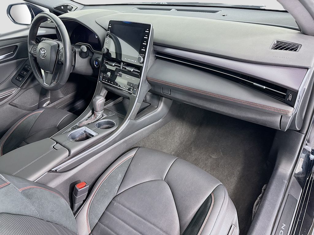 Thumbnail: 2021 Toyota Avalon - 18