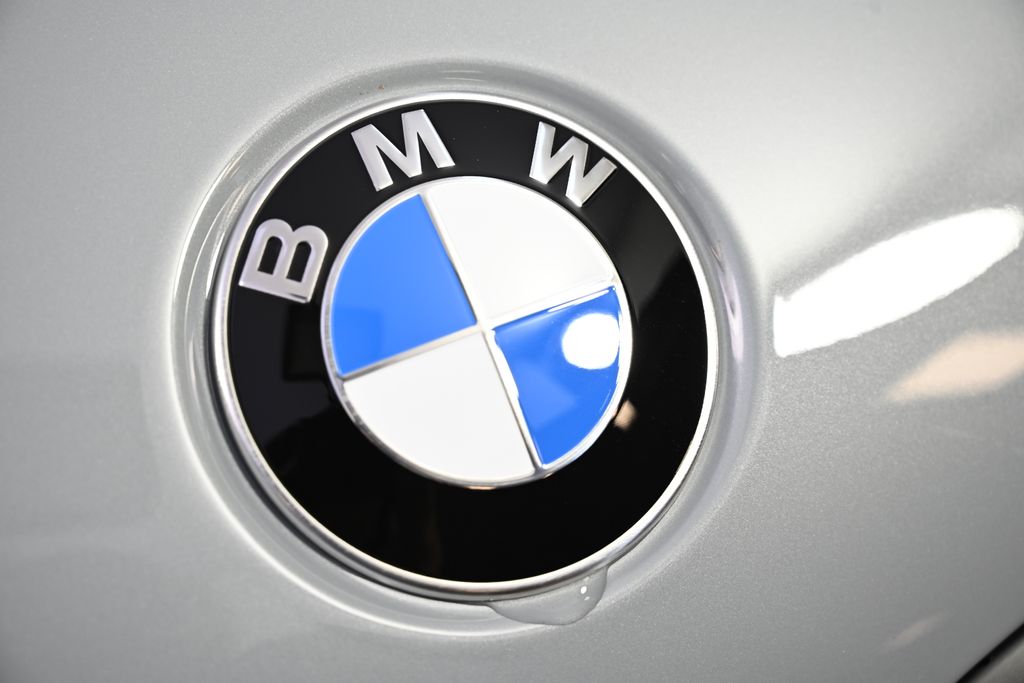 Thumbnail: 2026 BMW X5 - 13