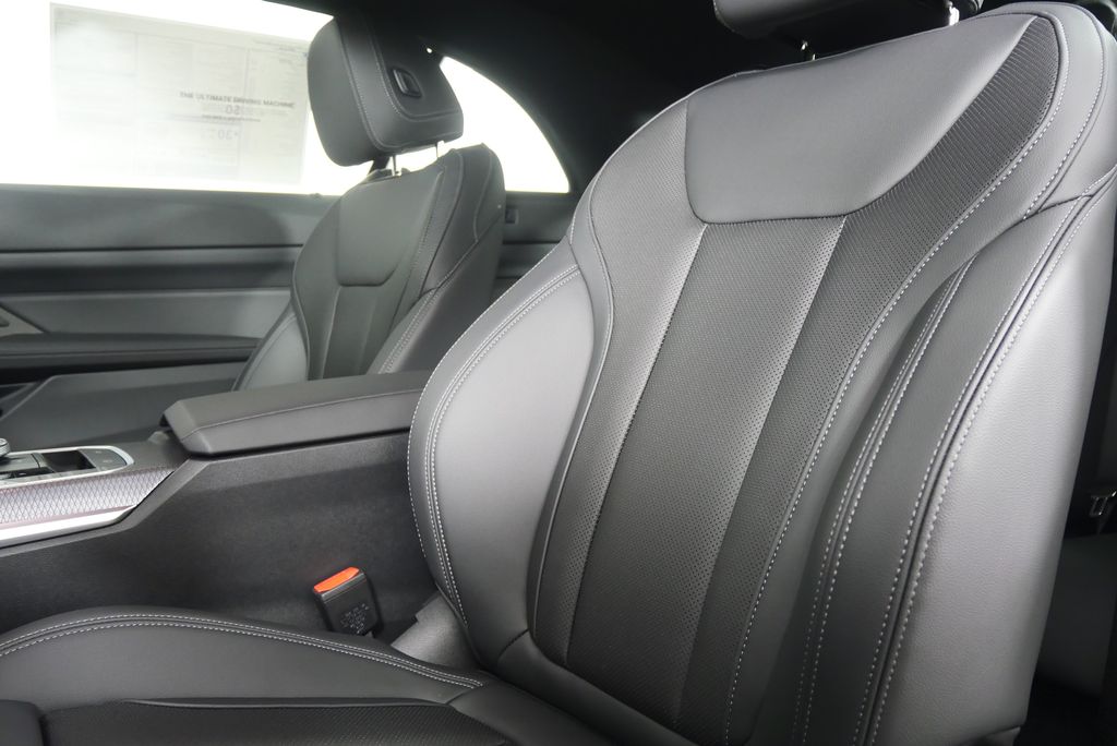 Thumbnail: 2026 BMW 4 Series - 11