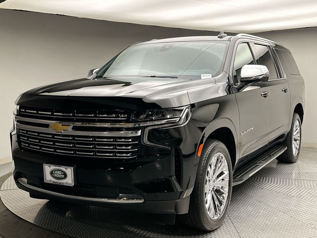 2021 Chevrolet Suburban Premier -
                Paramus, NJ