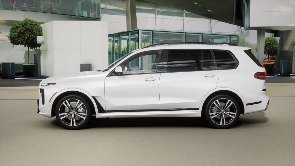 Thumbnail: 2026 BMW X7 - 32