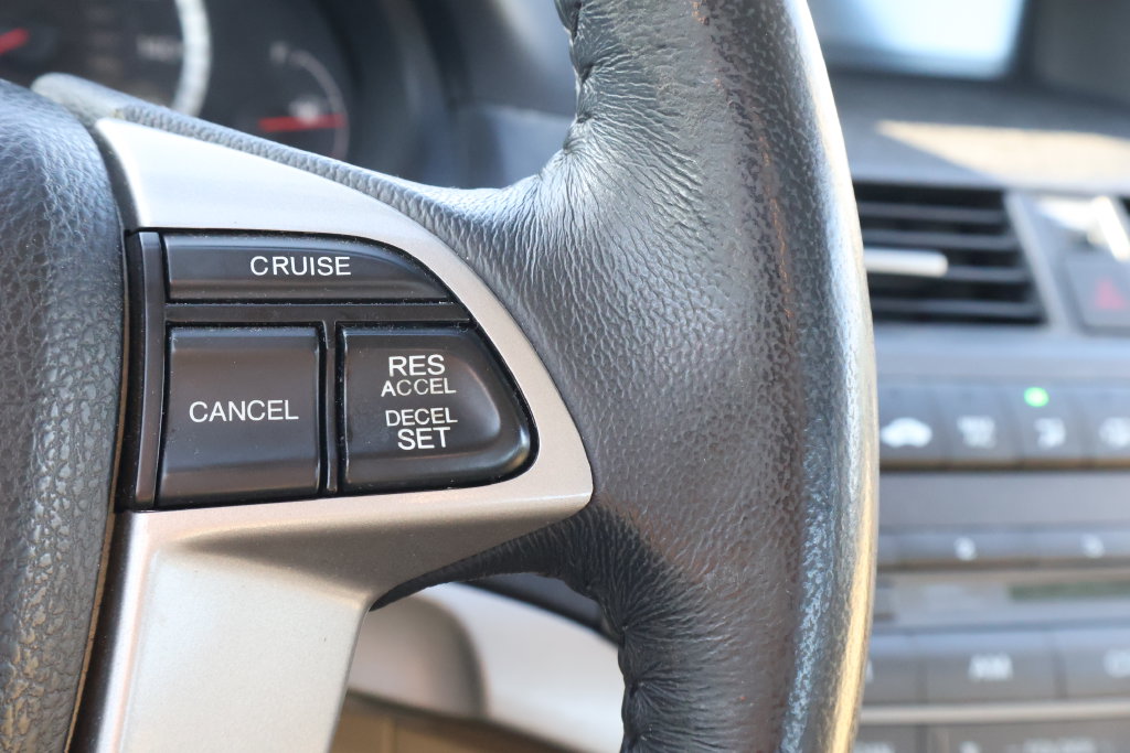 Thumbnail: 2012 Honda Accord - 17