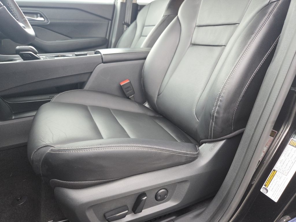 used 2024 Nissan Rogue car, priced at $27,597