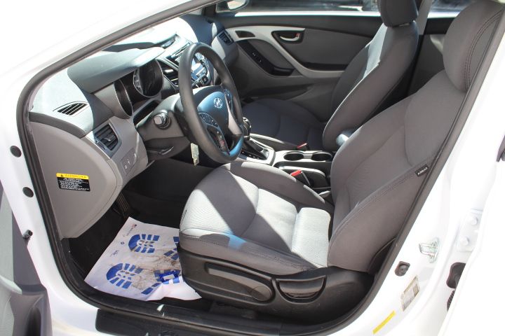 Used Car 2016 Hyundai Elantra  Se For Sale Under $10,000 In Georgetown, Texas