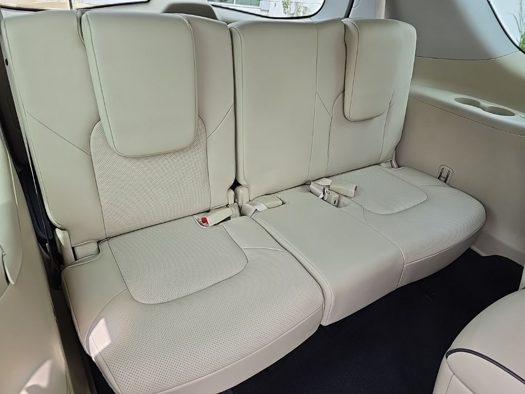 Thumbnail: 2018 INFINITI QX80 - 31