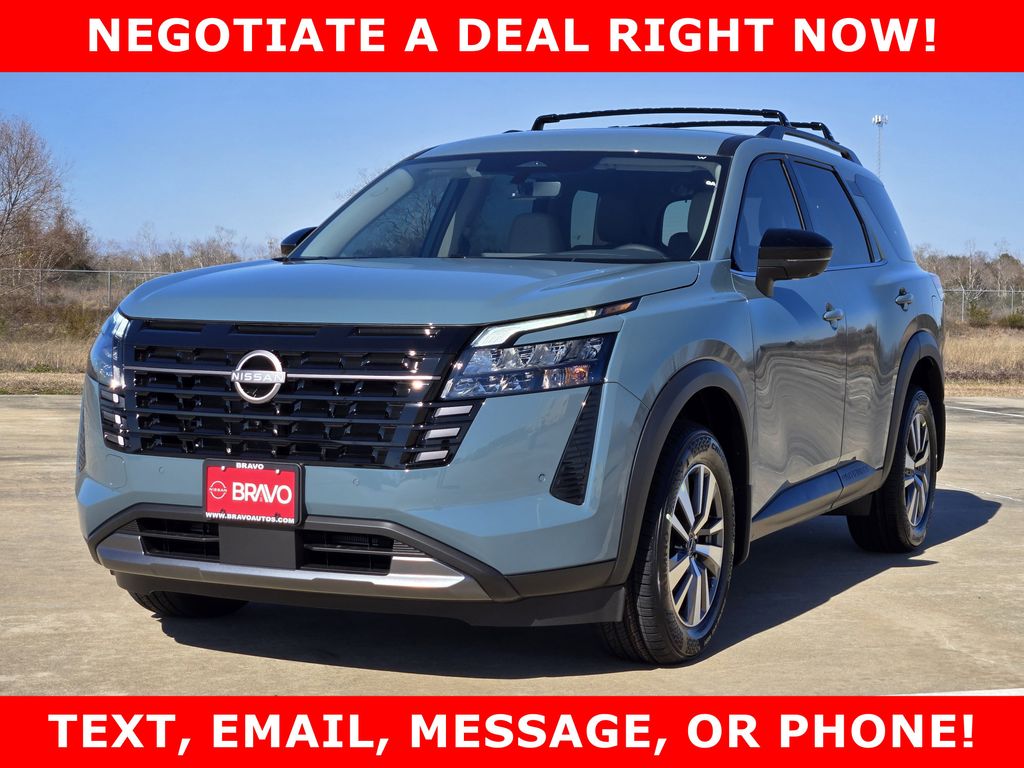 2026 Nissan Pathfinder SL