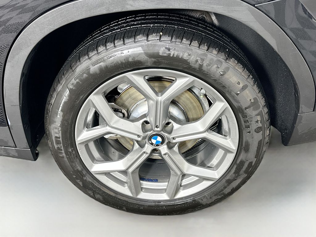 Thumbnail: 2023 BMW X3 - 32