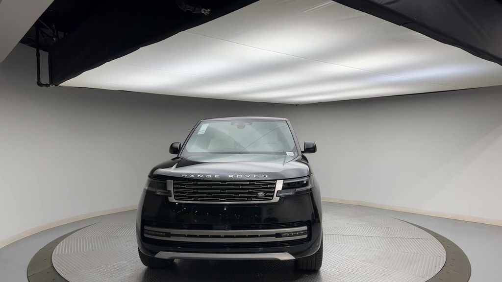 Thumbnail: 2024 Land Rover Range Rover - 3