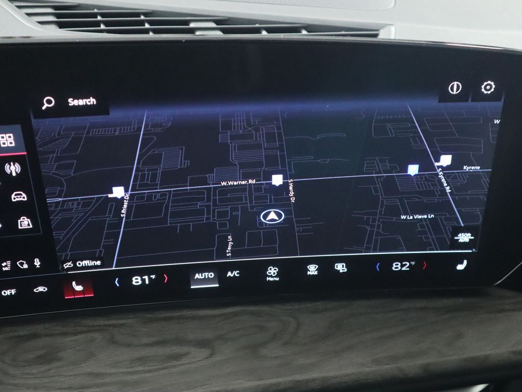 Thumbnail: 2025 Audi Q5 - 16