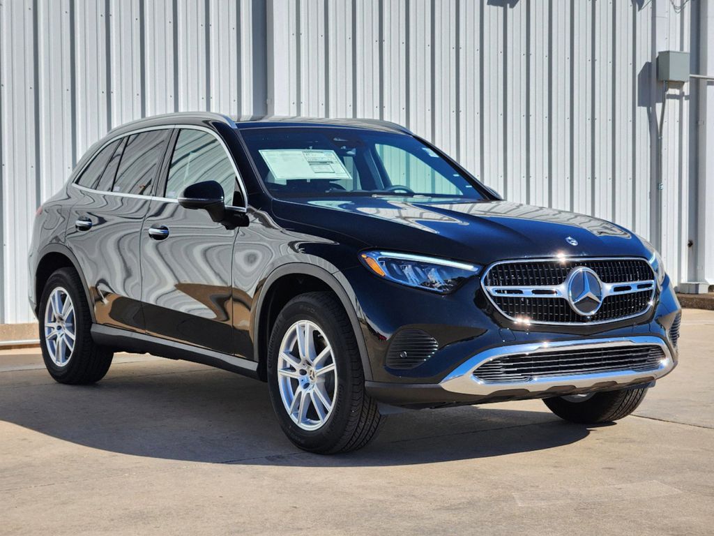 2025 Mercedes-Benz GLC GLC 300 2