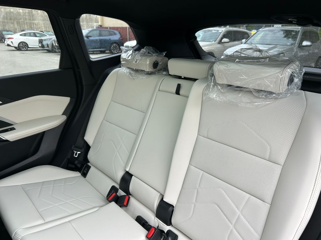 Thumbnail: 2026 BMW X1 - 32