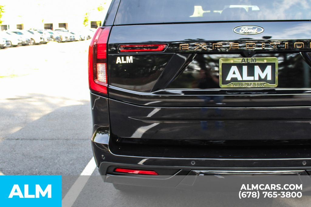 Used 2025 Black Ford Tremor image 13