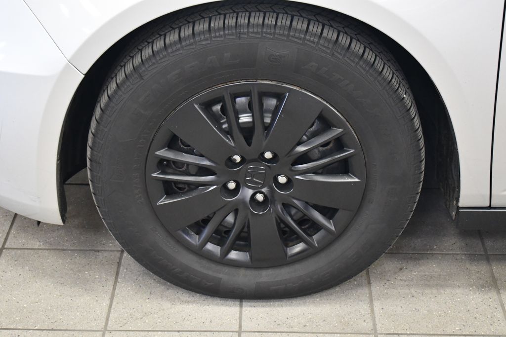 Thumbnail: 2014 Honda Odyssey - 14