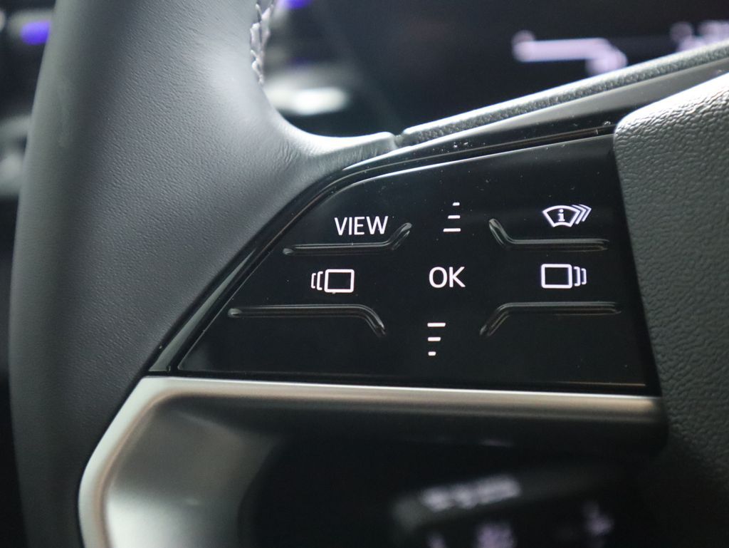 Thumbnail: 2025 Audi A5 - 12