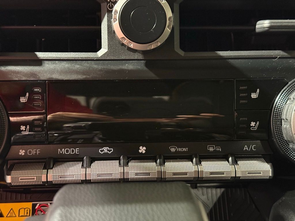 Thumbnail: 2024 Toyota Tacoma - 27