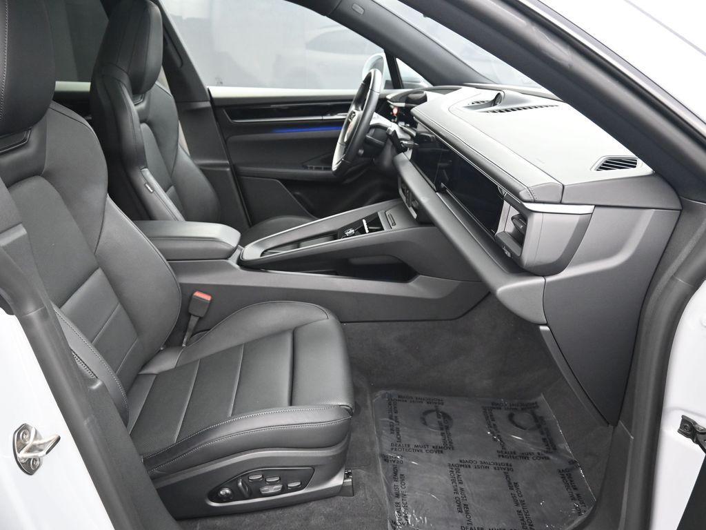 Certified Used 2025 White Porsche  image 28