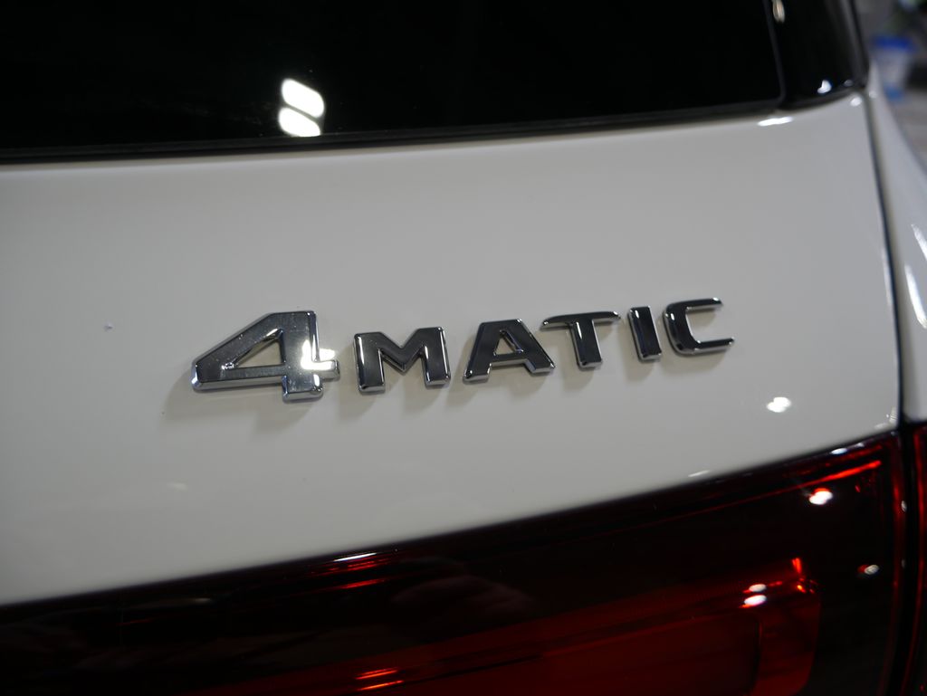 Thumbnail: 2026 Mercedes-Benz GLE - 10