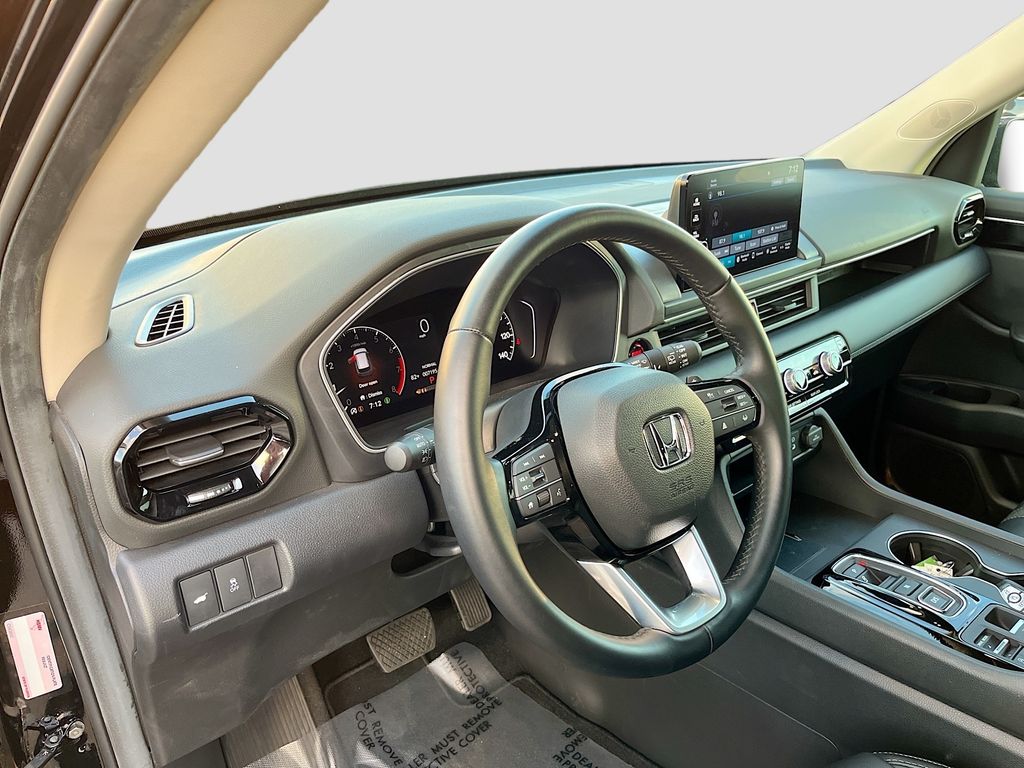 2025 Honda Pilot EX-L - 8
