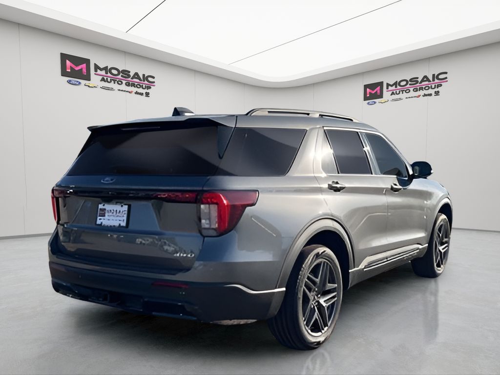 2025 Ford Explorer