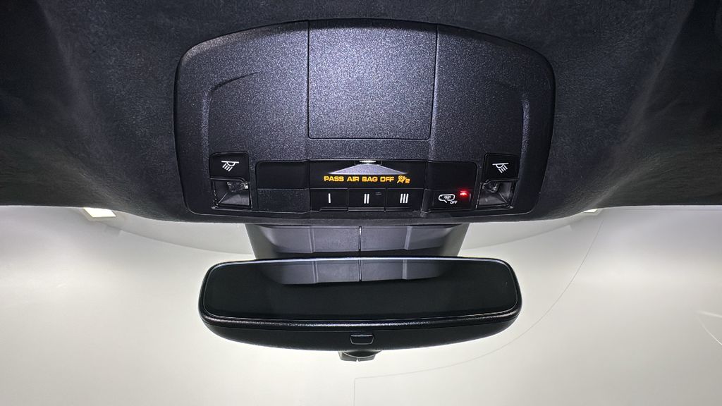 Thumbnail: 2025 Porsche 718 Cayman - 30