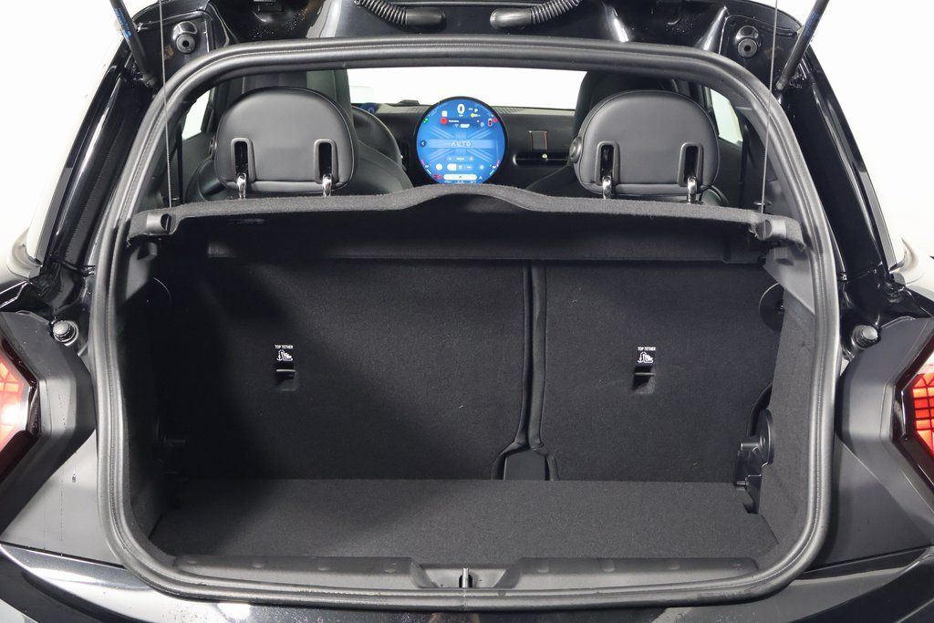 Thumbnail: 2026 MINI Cooper - 8