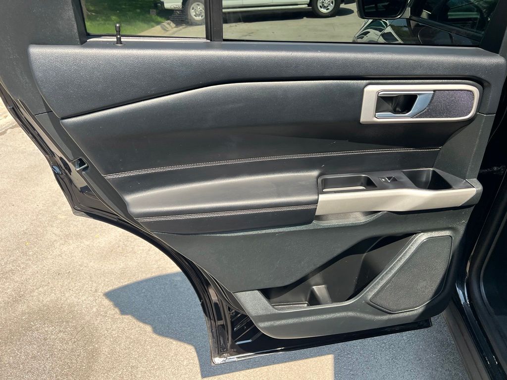 Used 2024 Ford Explorer SUV