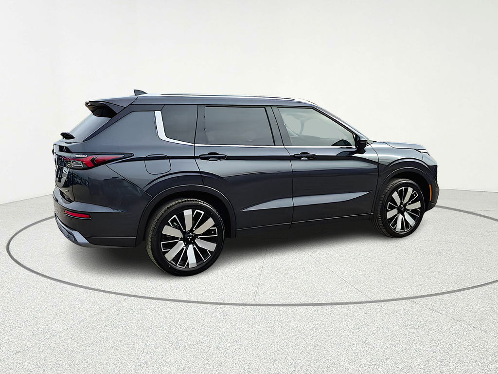 2026 Mitsubishi Outlander SEL - 6