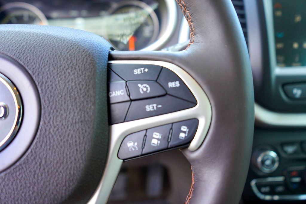 Used Car 2016 Jeep Cherokee  Overland For Sale Under $10,000 In Taylor, Texas